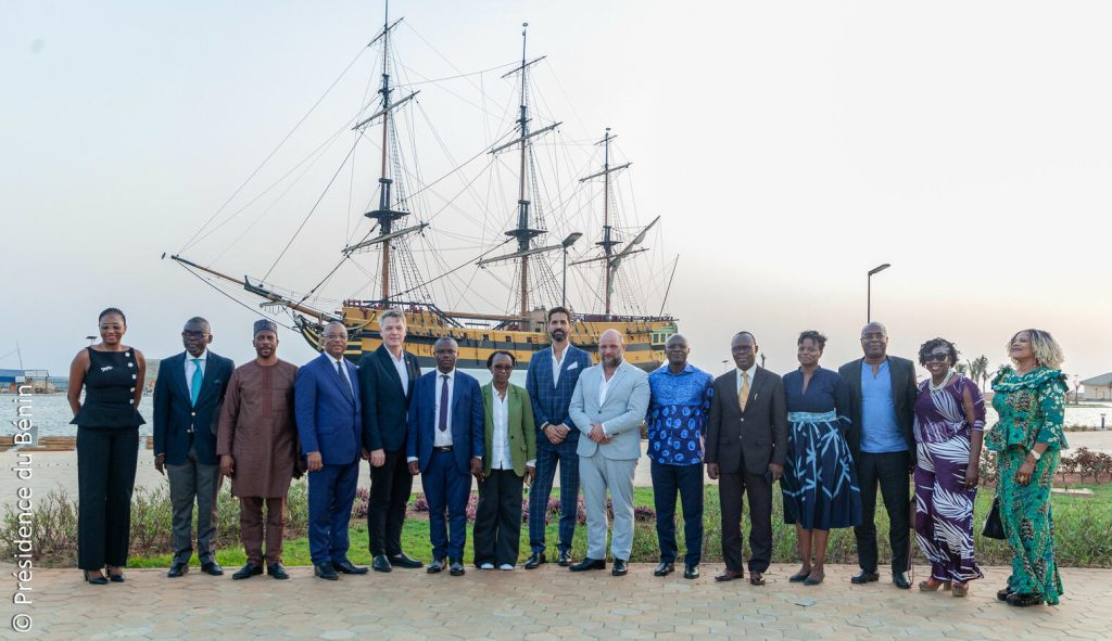 138970611352001767697104